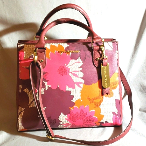 emma&sophia Handbags - Emma & sophia purse nwot